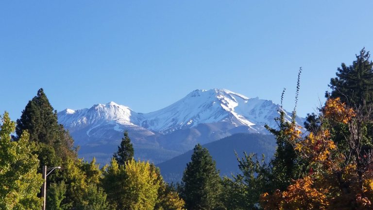 Mt. Shasta – A Journey into the living Light of the Mountain | 08 august 2026